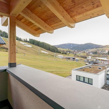 Grebenzen Lodge Hirsch Sankt Lambrecht Eksteriør billede
